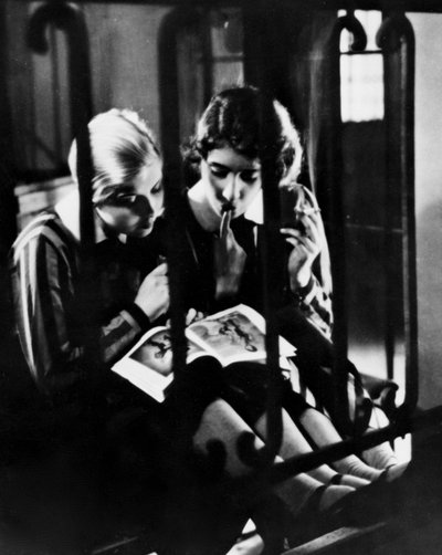 Madchen in uniform, film scene by Walter Limot