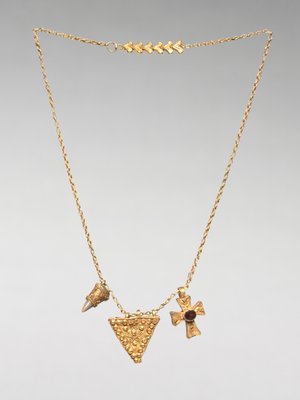 Chain with two pendants cheap