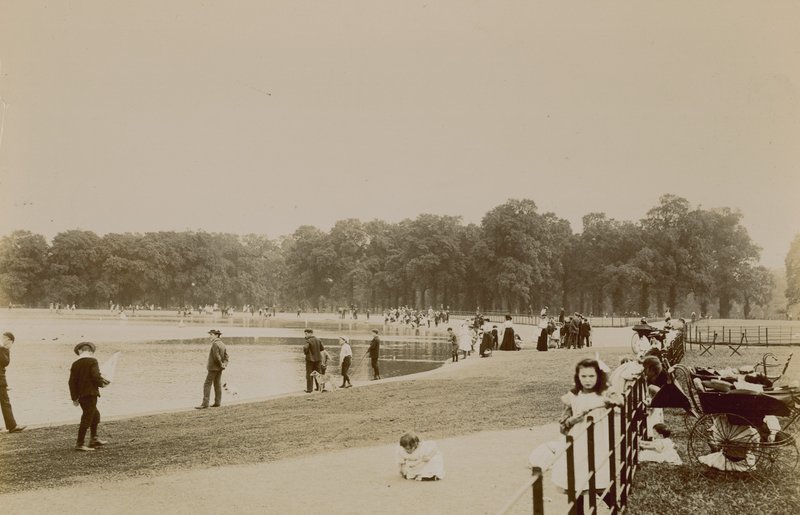 The Serpentine, Hyde Park, London by English Photographer