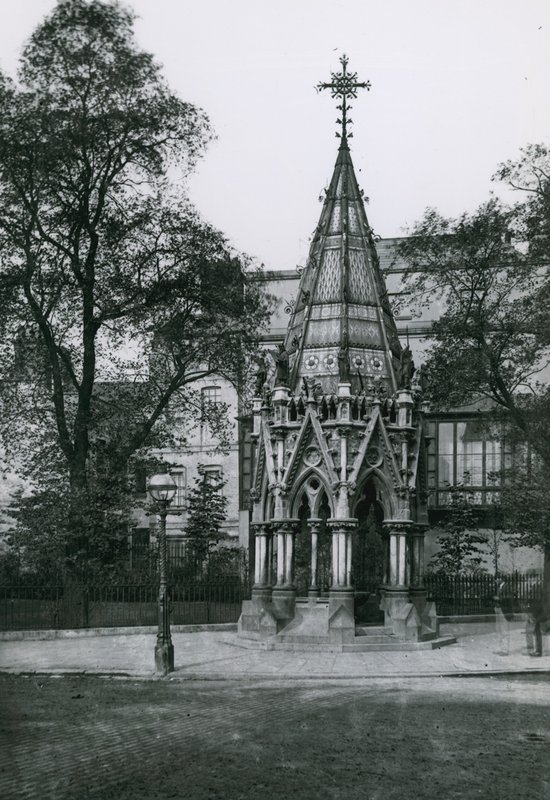 The Buxton Memorial Drinking Fountain, St Margaret