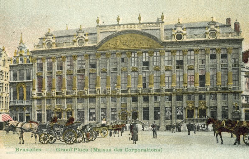 Brussels, Grand Place, Maison des Corporations by European Photographer
