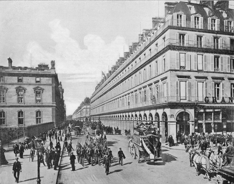 Paris - La Rue de Rivoli by French Photographer