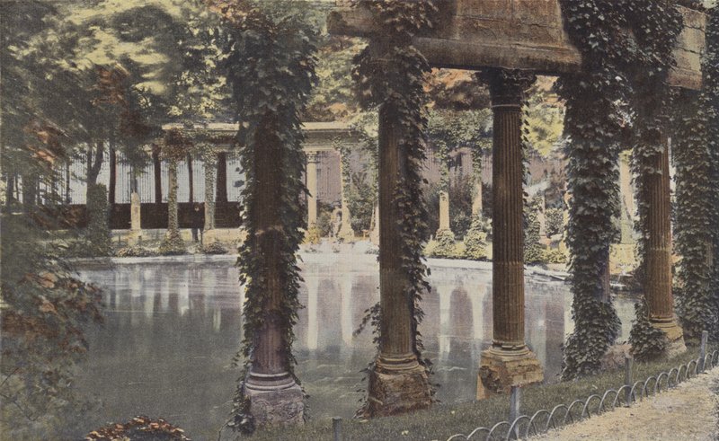 Paris, Parc Monceau, Naumachia by French Photographer