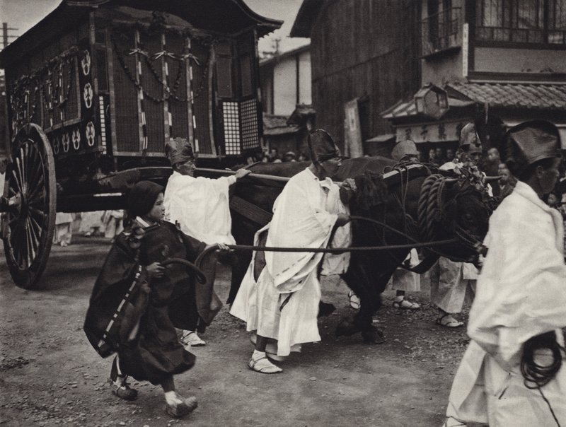 Japan in 1920s: Shintoist funeral of person of high rank by Herbert Ponting
