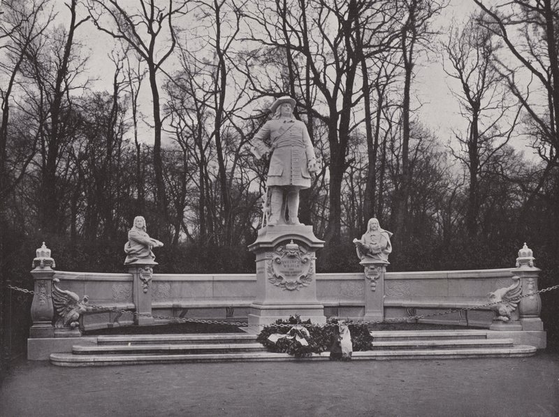 Denkmal In Der Sieges-Allee, Friedrich Wilhelm, Der Grosse Kurfurst by Photographer German
