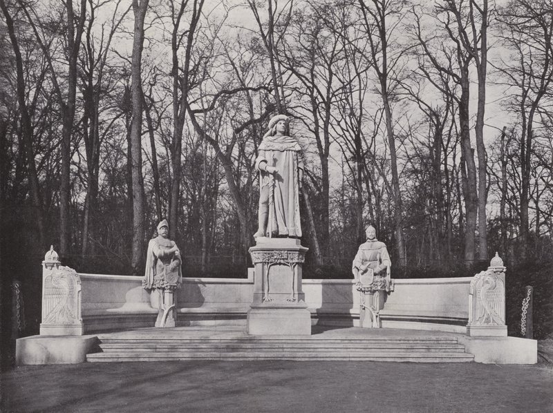 Monument in the Victory Avenue, Elector Frederick I by Photographer German