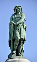 Colossal statue of Vercingetorix
