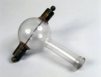 The electric gun of Alessandro Volta used to ignite methane