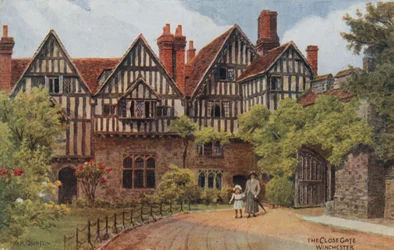 The Close Gate, Winchester