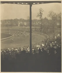 Going to the Post, Morris Park