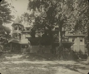 Oaklawn House, (East Side)