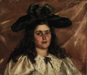 Laura Alice in Big Hat