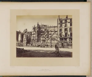 Rue Royale (corner of Faubourg Saint-Honoré), set on fire on 24 May 1871.