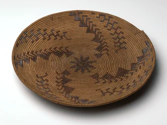 Acorn Flour Sifting Tray