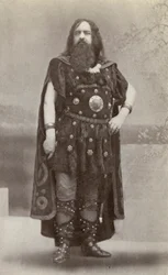 Edouard de Reszke as Hagen in Gotterdammerung
