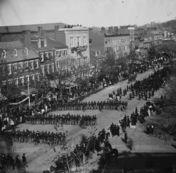 Lincolns funeral on Pennsylvania Ave., Washington, D.C., 19 April 1865