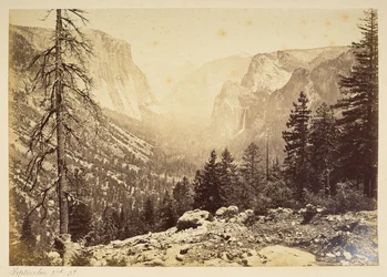 Yosemite Valley from Inspection Point