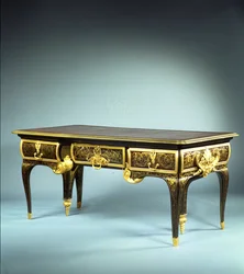 Louis XIV bureau plat