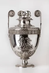 United Kingdom - Vase of the Lloyds Patriotic Fund