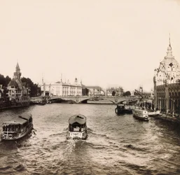 Universal Exposition of 1900 in Paris: The bridge of the Alma