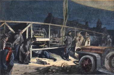 Ville de paris airship breakdown in Valmy. Engraving from the newspaper Le Petit Parisien, 2/02/1908. Private collection.
