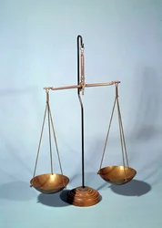 Measuring instrument: balance by Antoine Louis Lavoisier (1746-1794), French chemist