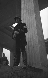 A soldier guarding the Memorial for soldiers killed in battle, Monaco