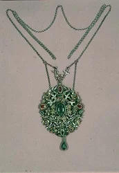 Pendant and chain, late 19th early 20th century