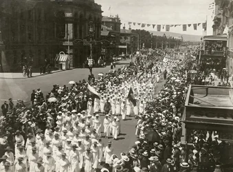 Women holding a Peace Day march along King William Street, Adelaide, South Australia, November 1918