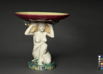 Pedestal Centerpiece