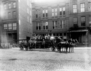Chicago Fire Department Engine House No. 40, Chicago, Illinois, USA, c.1905