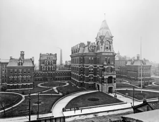 Cook County Hospital, Chicago, Illinois, USA, c.1900 (b/w photo)