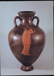 Attic red figure amphora depicting a musician playing a lyre