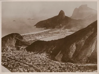 Aerial view of Rio de Janeiro (black and white photo)