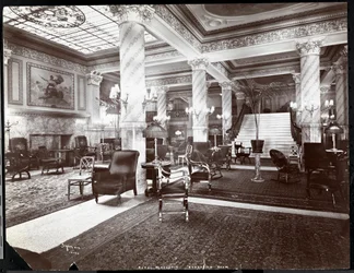 The reception room at the Hotel Majestic, 1902