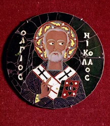 Byzantine art: representation of Saint Nicholas of Myra (or Bari) (4th century). Enamel of the 10th century