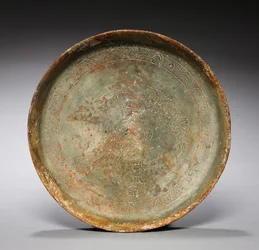 Deep Plate with Hawk and Foliage, 1100s