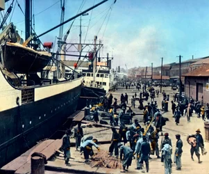 The port of Yokohama, Kanagawa prefecture, Kanto region, circa 1920