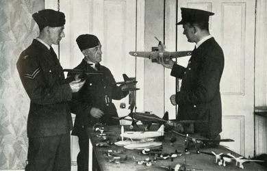 RAF Personnel Learning to Identify Aircraft During the Second World War