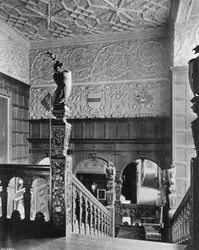 Descent of the Stairway