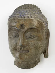 Head of the Buddha, Period of Division