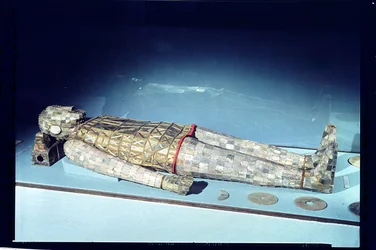 Jade burial suit, from the tomb of Princess Tou Wan, wife of Liu Sheng (d. 113 BC), from Lingshang, Man-ch