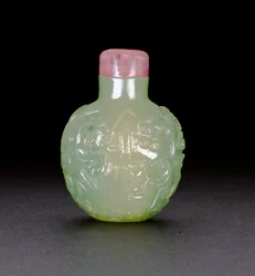 Jadeite snuff bottle, c.1780-1850