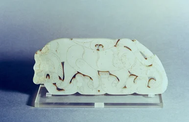 Plaque in the form of a tiger, Han Dynasty (206-220)