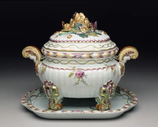 Tureen-on-stand, c.1775