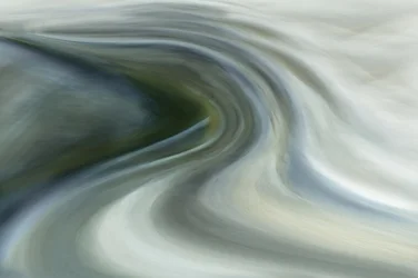 Gentle Liquid Swirl