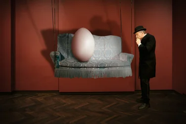 Gentleman and the Egg