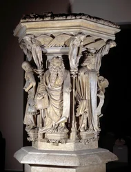 Flemish Gothic Art: pedestal with the representations of Daniel, Zaccharie, Isaiah, Moses, Jeremie and David by Claus Sluter known as the Puits of Moses