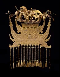 Headdress, late 19th-early 20th century