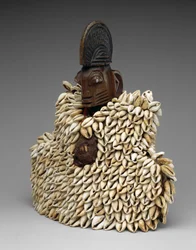 Twin Figure (ere ibeji) with Garment